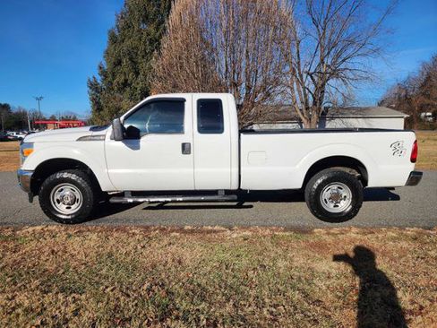 Used 2016 Ford F250 XL w/ XL Value Package image 3