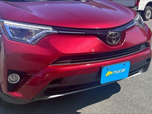 Used 2018 Toyota RAV4 Limited w/ All Weather Liner Package AWD/4WD image 31