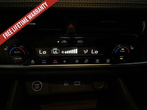 Used 2023 Nissan Rogue SL w/ SL Premium Package AWD/4WD image 40