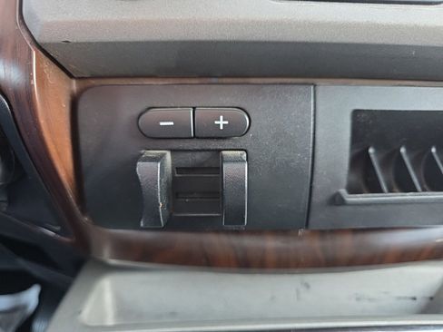 Used 2016 Ford F350 Lariat w/ Lariat Ultimate Package image 28