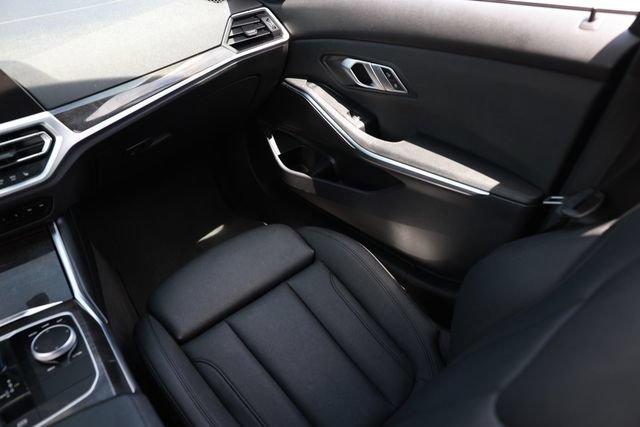 Used 2021 BMW 330i Sedan RWD image 25