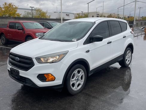 Used 2018 Ford Escape S image 1