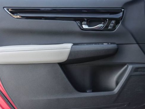 Used 2025 Honda CR-V EX-L image 23