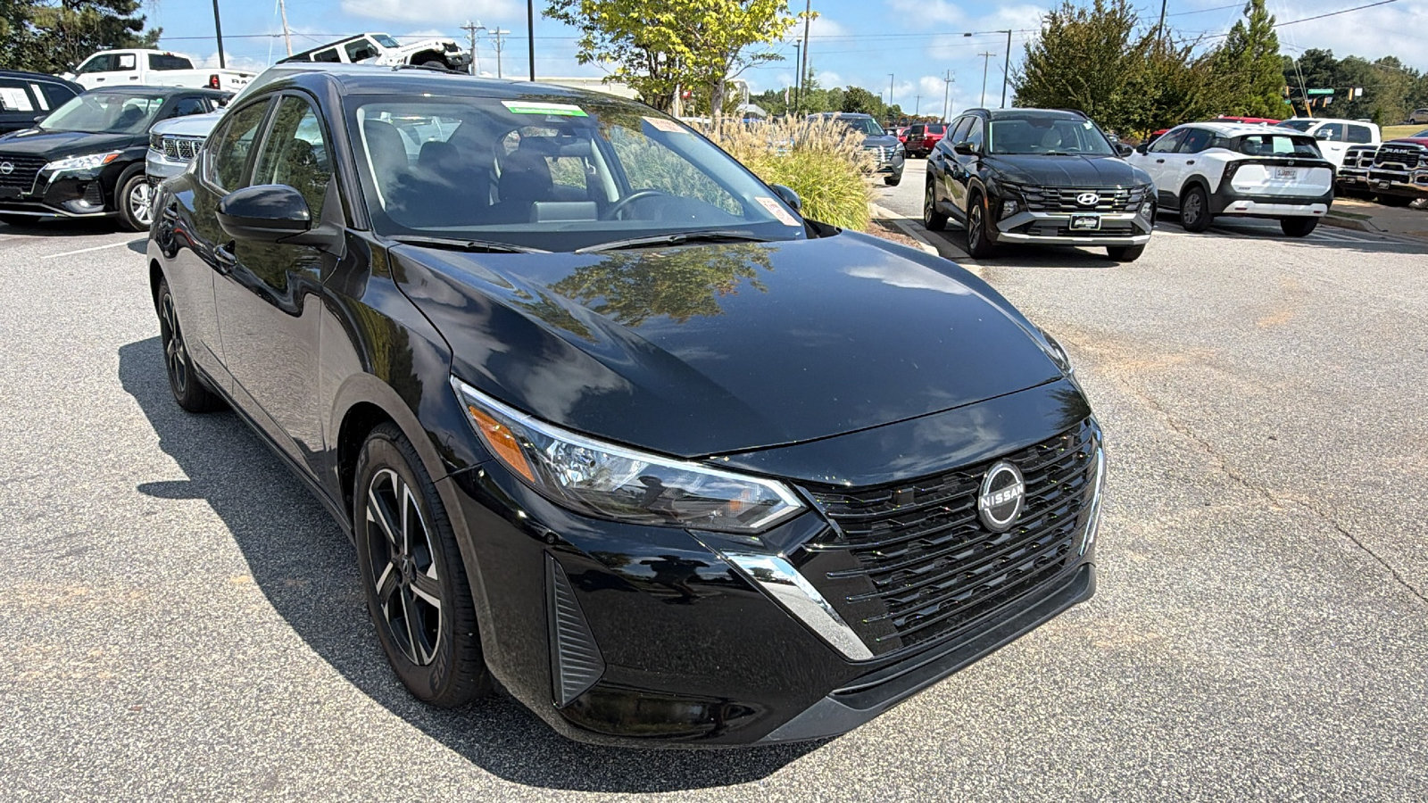 Used 2025 Nissan Sentra SV FWD image 5