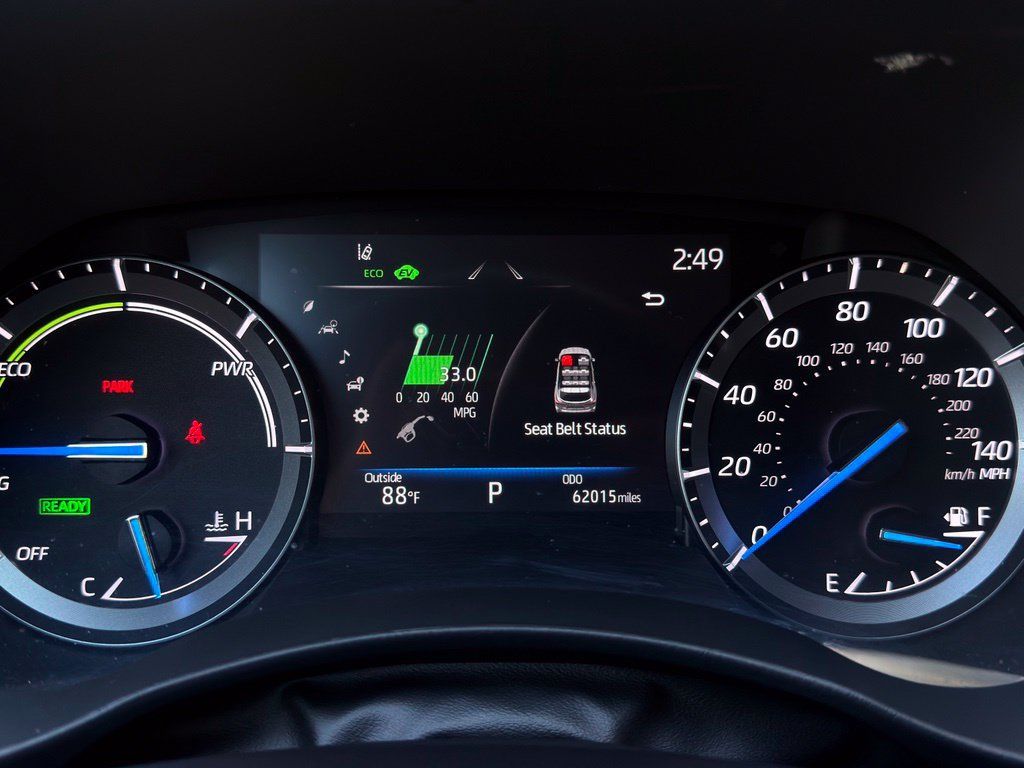 Used 2021 Toyota Highlander Limited FWD image 9