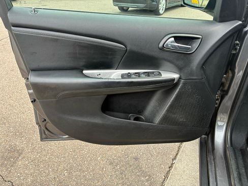Used 2015 Dodge Journey SXT FWD image 14