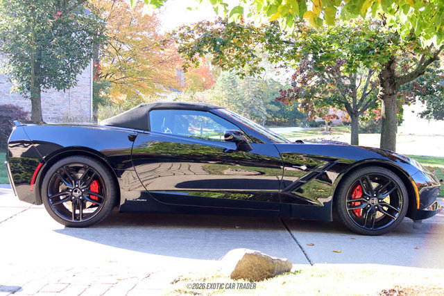 Used 2014 Chevrolet Corvette Stingray Convertible w/ 3LT Preferred Equipment Group RWD image 18