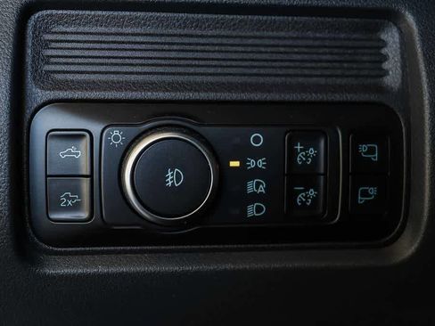 New 2025 Ford F350 4x4 Crew Cab Super Duty image 25