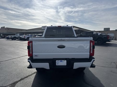 New 2026 Ford F250 XLT w/ XLT Premium Package AWD/4WD image 7