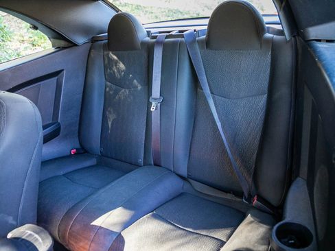 Used 2011 Chrysler 200 Touring w/ Cold Weather Group image 20