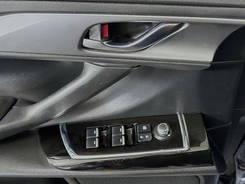 Used 2023 MAZDA CX-9 Touring image 24