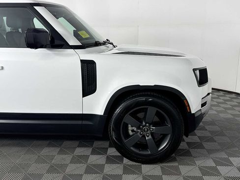 Used 2025 Land Rover Defender 110 S AWD/4WD image 31