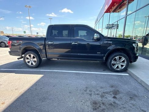 Used 2015 Ford F150 Platinum w/ Equipment Group 701A Luxury AWD/4WD image 4