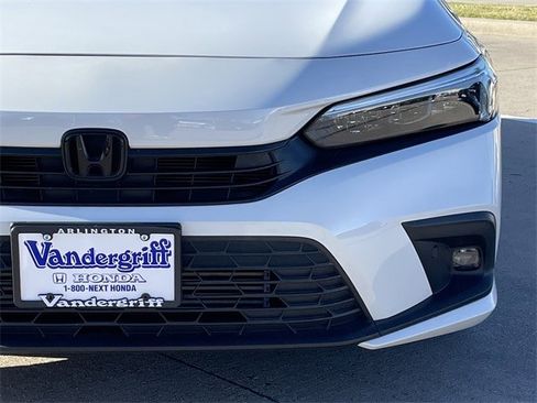 Certified 2023 Honda Civic Touring image 8