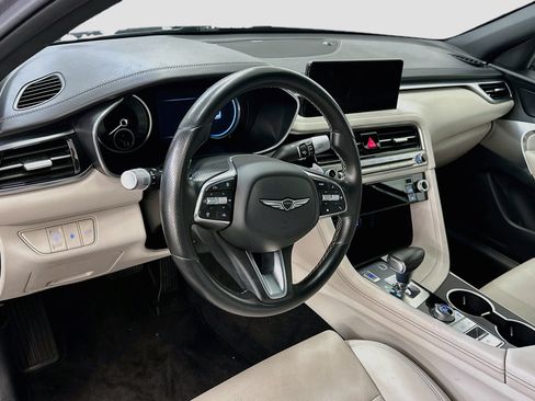 Used 2025 Genesis G70 2.5T AWD/4WD image 18