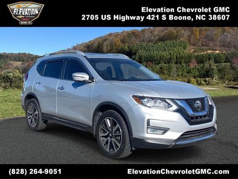 Used 2020 Nissan Rogue SL w/ Premium Package image 1