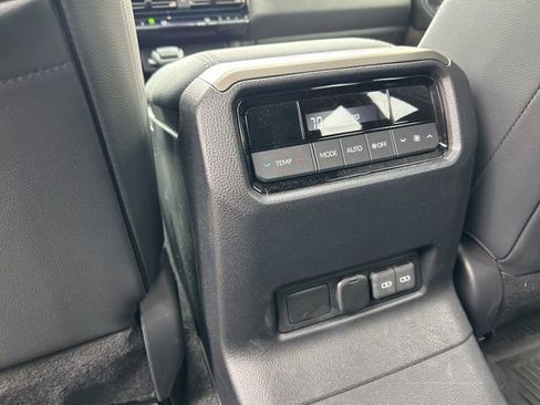 Used 2024 Toyota Land Cruiser image 12