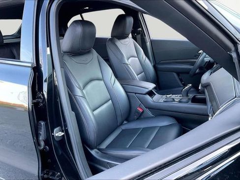 Used 2023 Cadillac XT4 Sport image 19