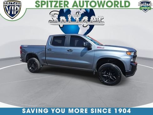 Used 2019 Chevrolet Silverado 1500 Custom Trail Boss w/ Custom Convenience Package AWD/4WD image 3