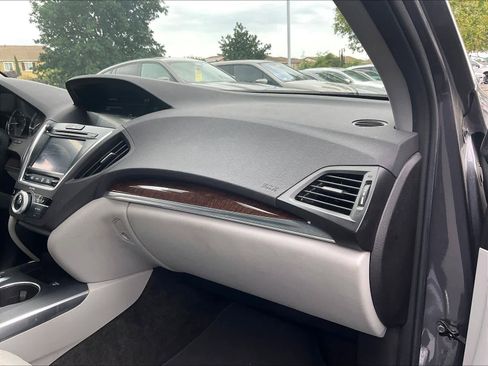 Used 2018 Acura MDX SH-AWD image 17