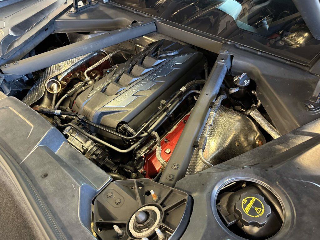 Used 2024 Chevrolet Corvette Stingray Coupe w/ Z51 Performance Package RWD image 27