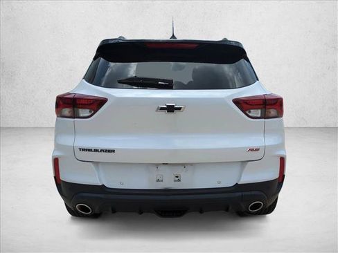 Used 2022 Chevrolet TrailBlazer RS w/ Sun and Liftgate Package FWD image 7