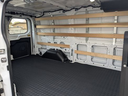 Used 2024 Ford Transit 250 Low Roof w/ Exterior Upgrade Package image 26