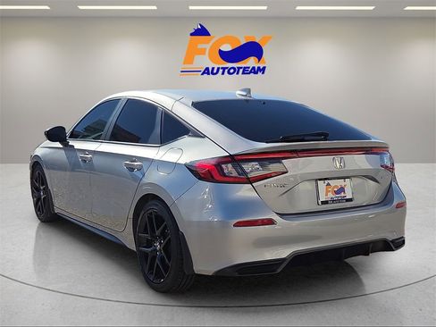 Used 2024 Honda Civic Sport image 3