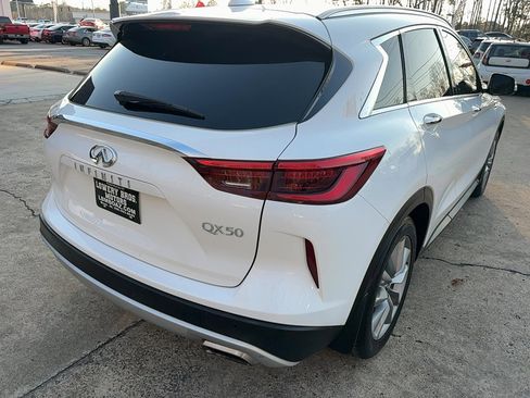 Used 2021 INFINITI QX50 Luxe w/ Cargo Package image 5