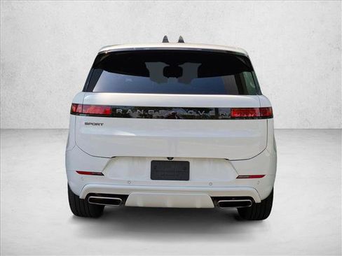 Certified 2025 Land Rover Range Rover Sport Dynamic SE AWD/4WD image 7