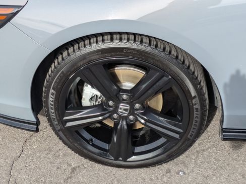 Used 2023 Honda Accord Sport image 14