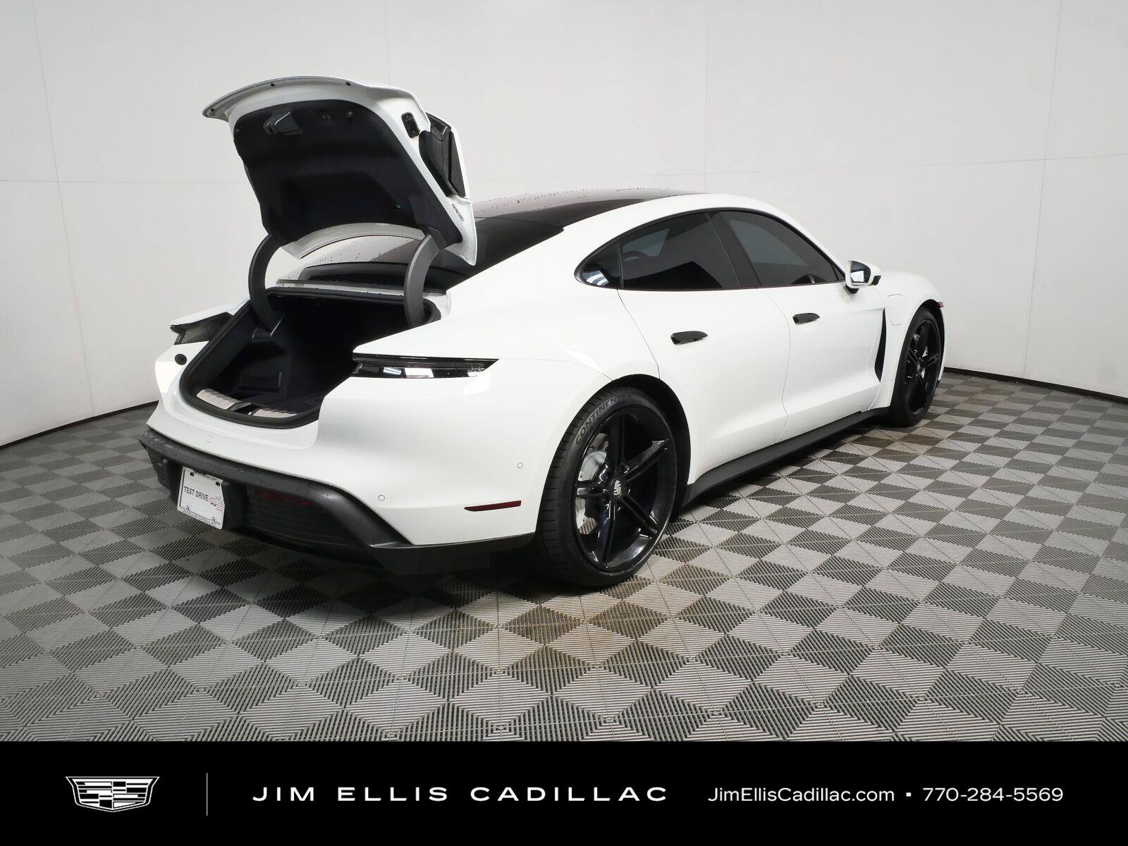 Used 2022 Porsche Taycan 4S AWD/4WD image 30