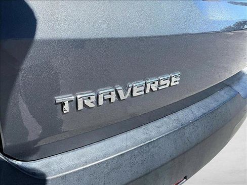 Used 2020 Chevrolet Traverse LS FWD image 28