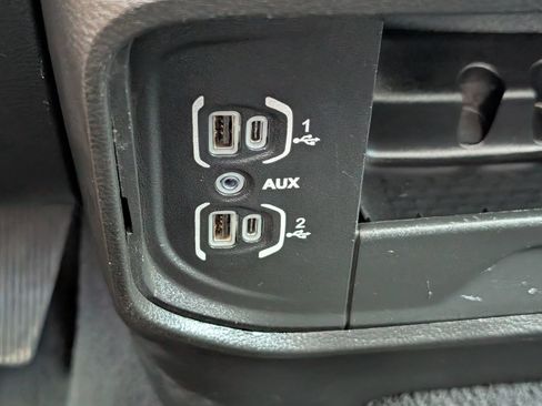 Used 2021 RAM 2500 Laramie AWD/4WD image 28