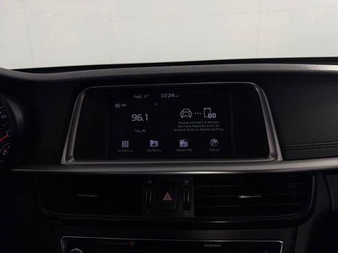 Used 2019 Kia Optima LX image 22