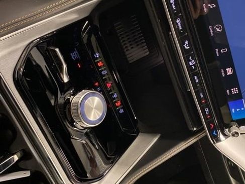New 2026 Jeep Grand Wagoneer 4WD image 14