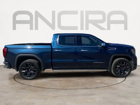 Used 2022 GMC Sierra 1500 Denali w/ Denali Reserve Package image 11