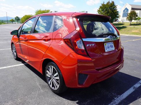 Used 2016 Honda Fit EX image 11