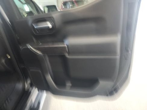 Used 2020 Chevrolet Silverado 1500 LTZ w/ LTZ Premium Package AWD/4WD image 25