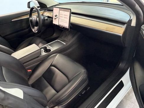 Used 2023 Tesla Model 3 Standard Range RWD image 14