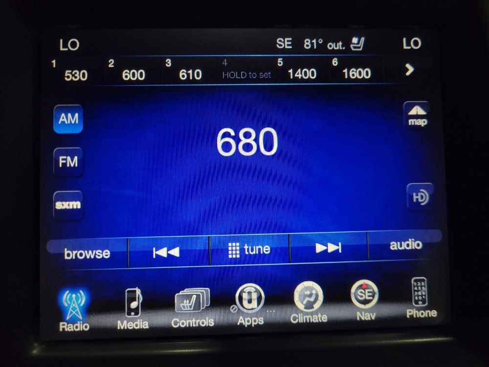 Used 2016 Chrysler 300 C w/ Safetytec Plus Group AWD/4WD image 25