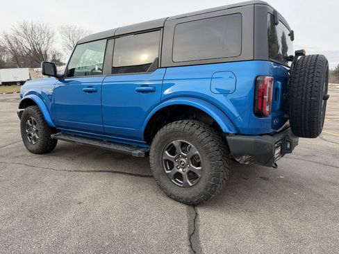 Used 2022 Ford Bronco Outer Banks image 9