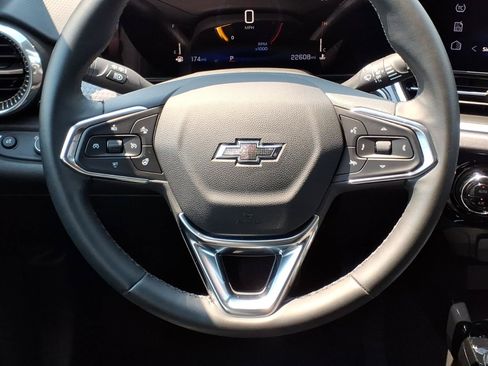 Used 2025 Chevrolet Trax ACTIV w/ Driver Confidence Package FWD image 14