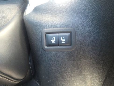 Used 2022 Jeep Wagoneer Series III w/ Premium Group I image 21