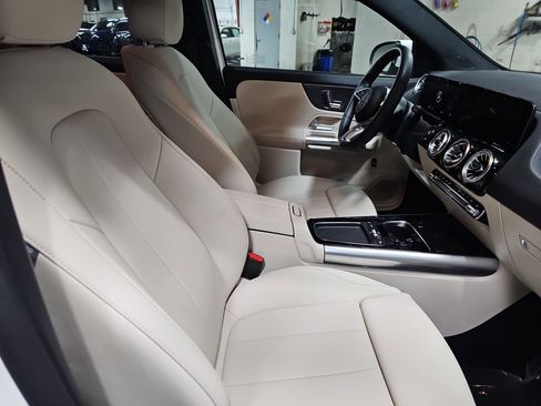 Certified 2026 Mercedes-Benz GLA 250 image 11