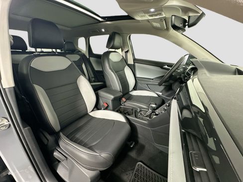 Certified 2023 Volkswagen Taos SEL image 29