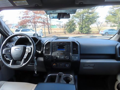 Used 2015 Ford F150 XL w/ Equipment Group 101A Mid image 17