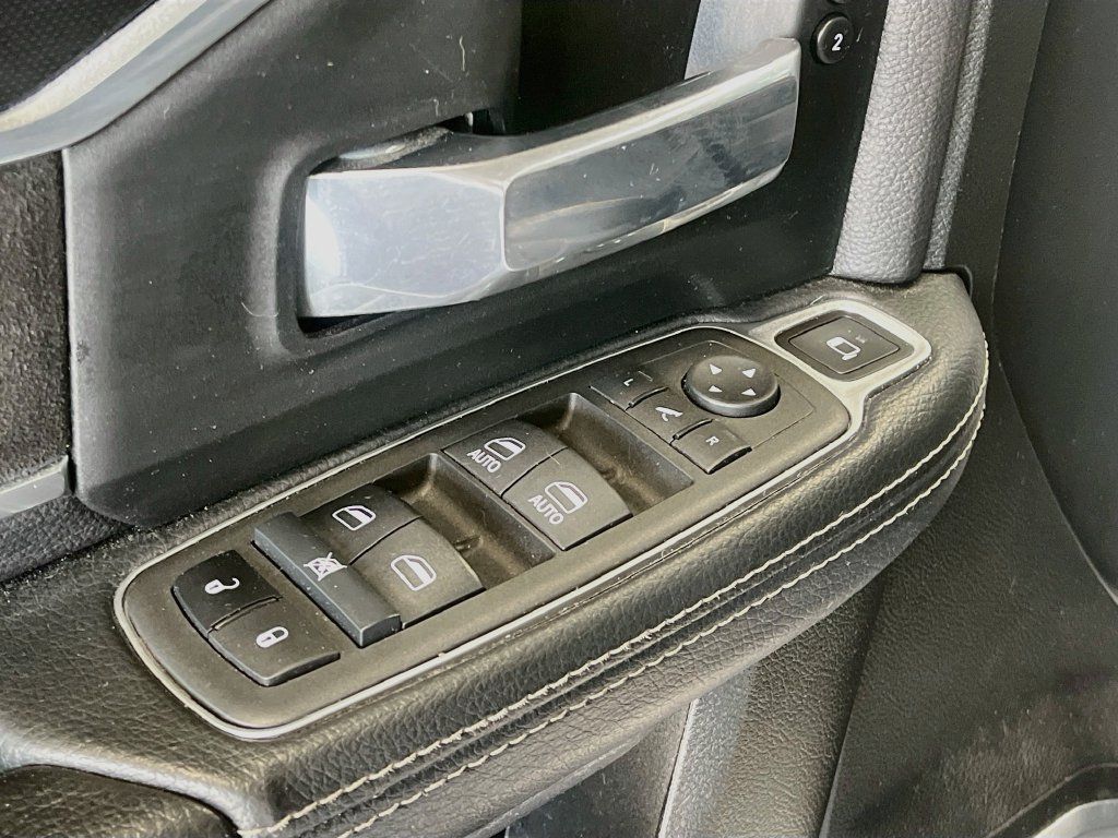 Used 2022 RAM 2500 Laramie w/ Night Edition AWD/4WD image 18