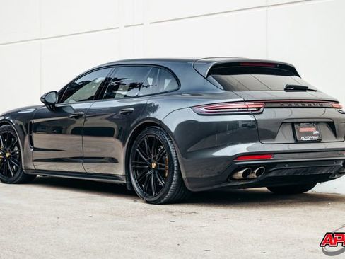 Used 2018 Porsche Panamera 4S image 53