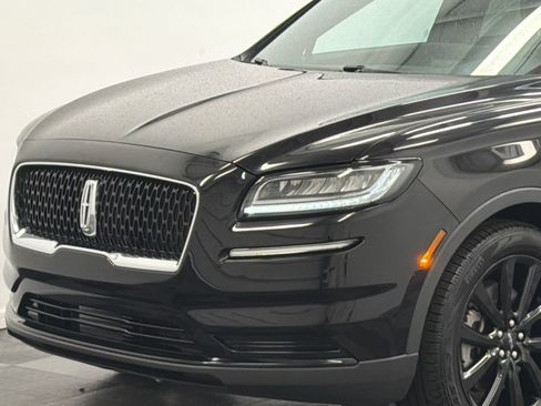 Used 2022 Lincoln Nautilus Reserve w/ Monochromatic Package FWD image 2
